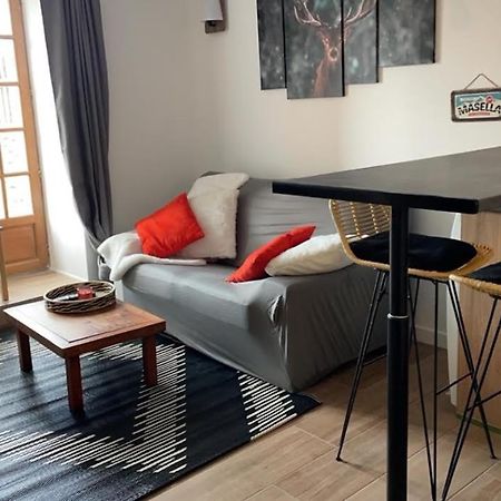 Appartement Avec Chambre Ouverte Bourg-Madame Bagian luar foto